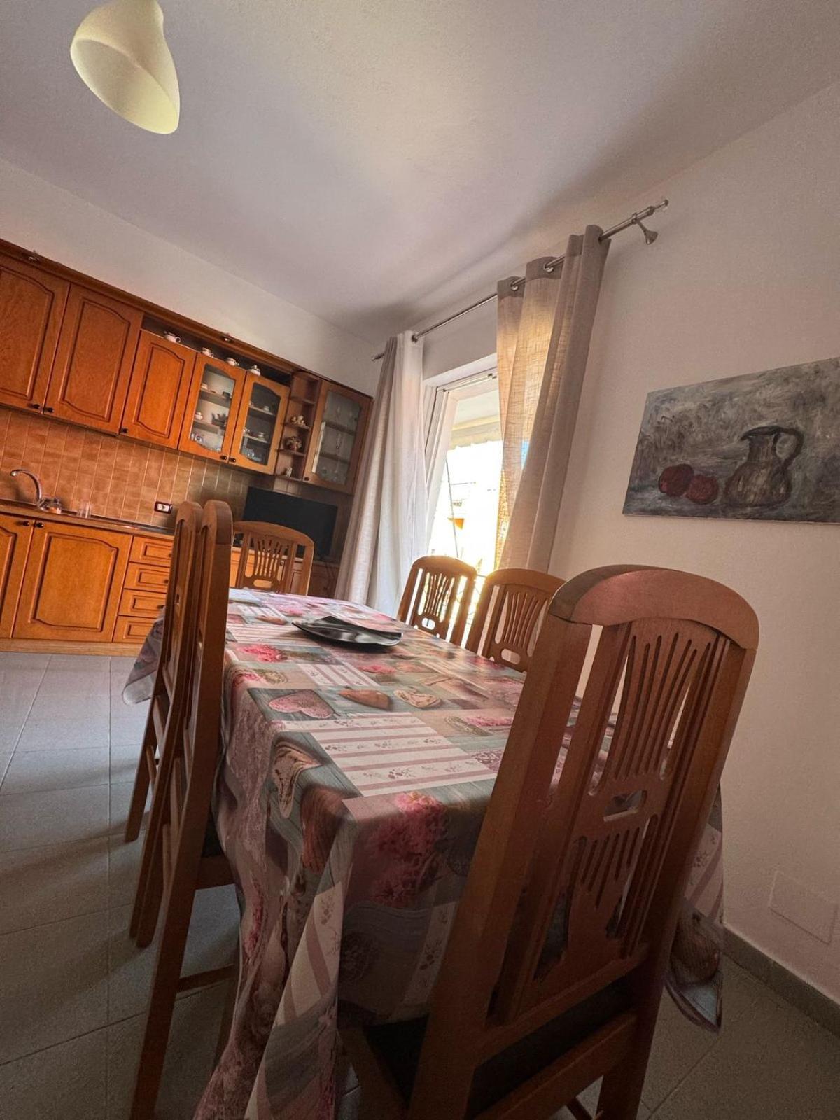 Viron Appartement Himarë