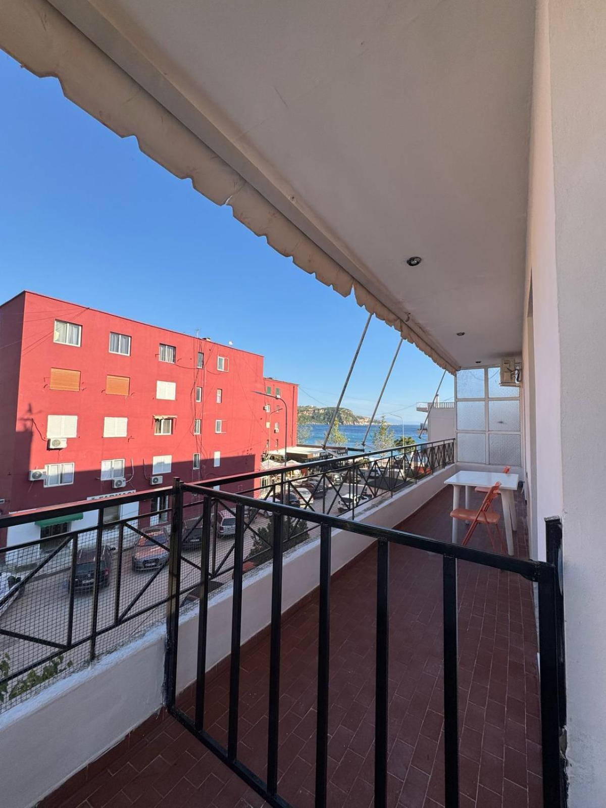 Appartement Viron Himarë